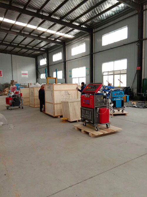 聚脲噴涂機(jī)多少錢(圖1) 防腐保溫聚脲聚氨酯噴涂機(jī)設(shè)備